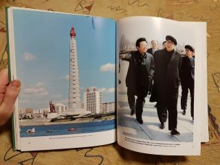 People ' s leader DPRK photo album book Korea communism Juche propaganda 3