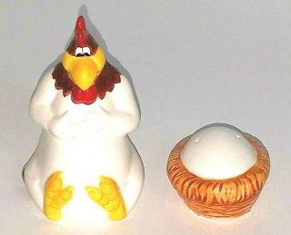Foghorn Leghorn & Egg 1992 Warner Bros Looney Tunes Vtg Salt & Pepper Shakers