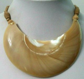 Stunning Vintage Estate Large Carved Mother Of Pearl Shell 20 " Necklace G749o