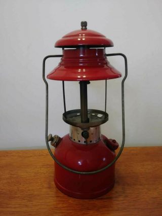 Vintage Coleman 200a Red Single Mantle Lantern Dated 10/62 No Globe