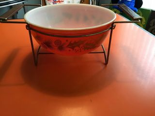 Vintage Pyrex Mixing Bowl Red Pine Cones & Holly Christmas Winter With Stand
