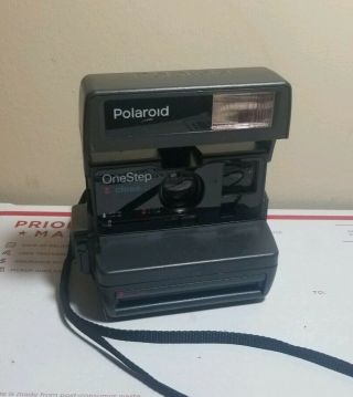 Polaroid One Step Close Up 600 Instant Film Camera And