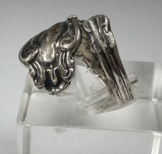 Vintage Reed & Barton Spanish Baroque Sterling Silver Spoon Ring - Size 5.  5 2