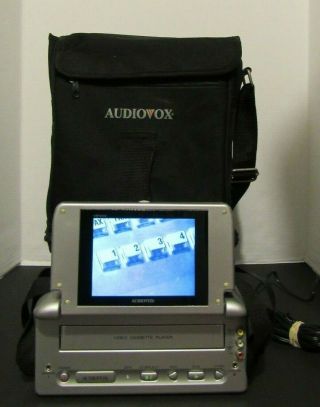 Audiovox Vbp2000 5 " Lcd Monitor Vcr Portable Car Video Cassette Player Combo