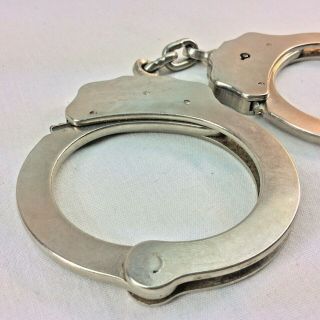 Vintage Peerless Handcuffs Police Sheriff 300 Nickel Plated 095872 USA No Keys 3