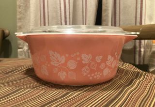 Vintage Pyrex Pink Gooseberry 2.  5 Qt Covered Casserole Dish 475 - B 475 - C29 Lid