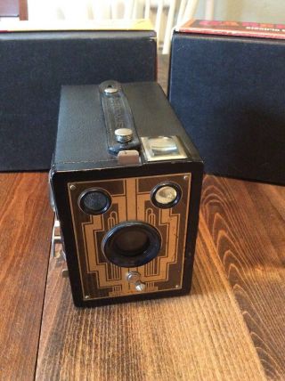 Kodak 620 Brownie Junior Box Camera Vtg Folk 1930 