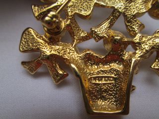 Vintage Avon Christmas Tree Pin Brooch Iridescent Stones Gold Tone Bow 3