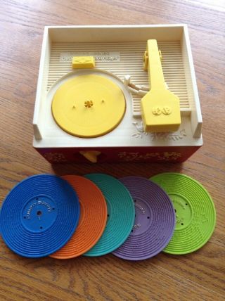 Vintage 1971 Fisher - Price Music Box Record Player W/all 5 Records