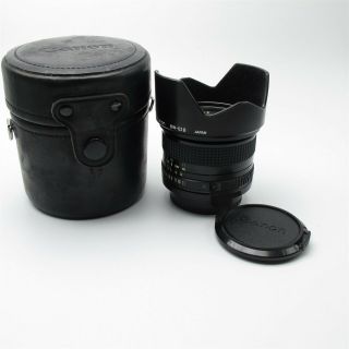 Vtg Canon 28mm F/2.  8 Camera Lens Fd Mount W/ Factory Hood Japan Made