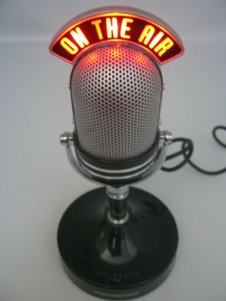 On The Air Internet Hands Vintage Style Microphone & Speaker