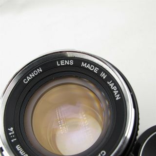 Vtg CANON 50mm F/1.  4 FD mount Camera lens Japan made 3