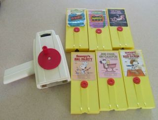 Vintage Fisher Price Movie Viewer & 5 Cartridges Snoopy Baron Party Sesame St