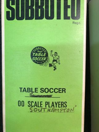 Vintage Subbuteo 00 scale players - SOUTHAMPTON 2