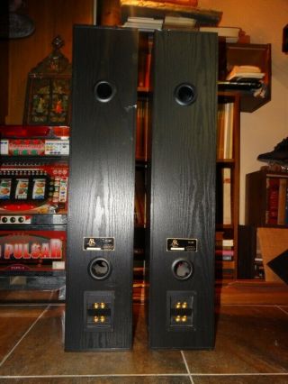 PAIR ACOUSTIC RESEARCH TOWER SPEAKERS AR S - 40 STATURE SERIES 3