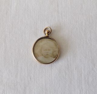 Vintage Rolled Gold Picture Pendant / Locket with Glass 2