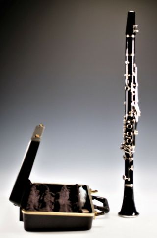 Vintage Selmer Bundy 577 Resonite Clarinet & Case Musical Horn Instrument