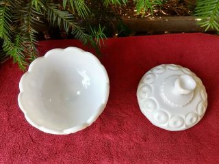 Vintage L.  E.  Smith moon and stars white milk glass pedestal bowl with cover 3