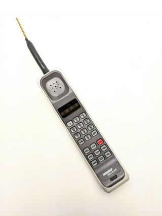 Vintage Motorola Brick Cell Phone W/accessories - Model F09nfd8466ag