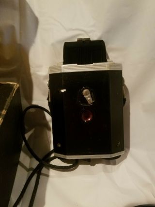 Vintage Brownie Reflex Synchro Model Camera Detachable Flash & bulbs 70 yrs.  old 6