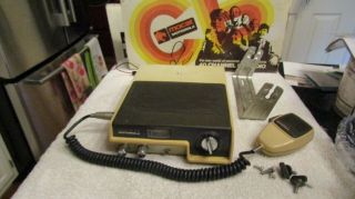 Vintage Motorola Mocat 40 Cb Radio Cat No 4000 Mobile Transceiver Box Mic Mount