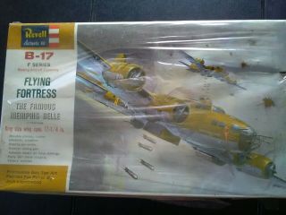 Revell B - 17 F Series Flying Fortress 1/72 Scale Vintage 1972 Authentic Kit Look