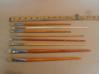 8 Assorted Vintage Artist Bristle Paint Brushes,  Rowney And Winsor Newton