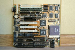 Socket 7 At Motherboard,  Intel Pentium 100mhz Cpu,  8mb Ram