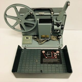 Vintage Argus Showmaster 500 - Z 8mm Portable Movie Projector With Reel
