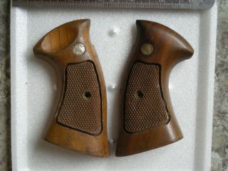 Vtg.  Pr.  Smith & Wesson Revolver Checkered Walnut Grips