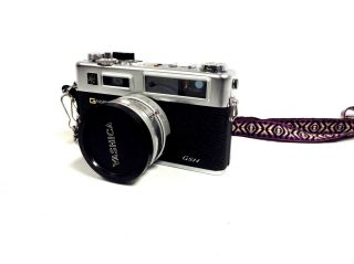 Vintage Yashica Electro 35 Gsn Rangefinder 35 Mm Camera And Carrying Case
