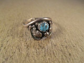 Vintage Sterling Silver & Turquoise Ring,  Unsigned,  Size 7.  25,  2.  4g