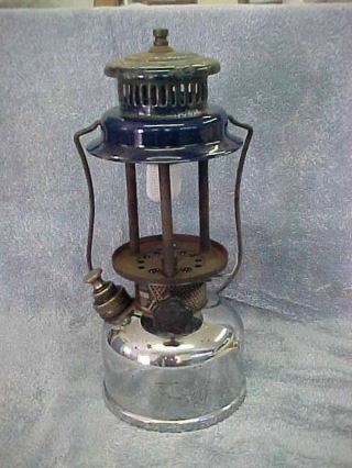 Vintage American Gas Machine Co.  Model 100 Gas Lantern Agm 100 Brass Fount