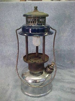 Vintage American Gas Machine Co.  Model 100 Gas Lantern AGM 100 Brass Fount 2
