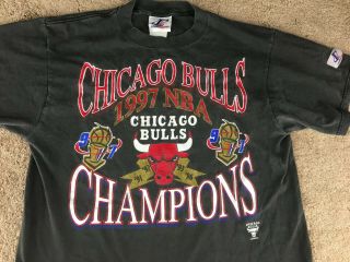 Vintage Chicago Bulls Shirt 1997 Finals Logo Athletic M White Basketball Jordan