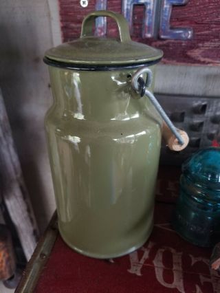 Vintage Enamelware Canister 1 Quart Pea Green With Wooden Bail Handle