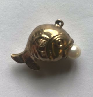 vintage 9ct gold Fish Charm 2