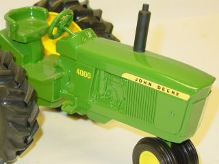 Vintage Ertl John Deer 4000 Tractor,  Cast Farm Toy,  U.  S.  A. 7