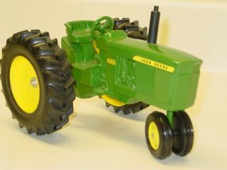 Vintage Ertl John Deer 4000 Tractor,  Cast Farm Toy,  U.  S.  A. 8