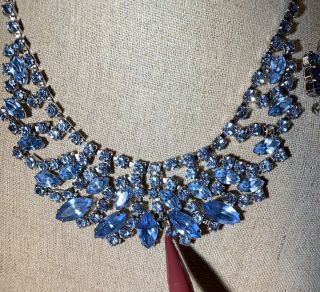 Vtg Weiss Costume Blue Rhinestone Necklace & Brooch with Earrings 7