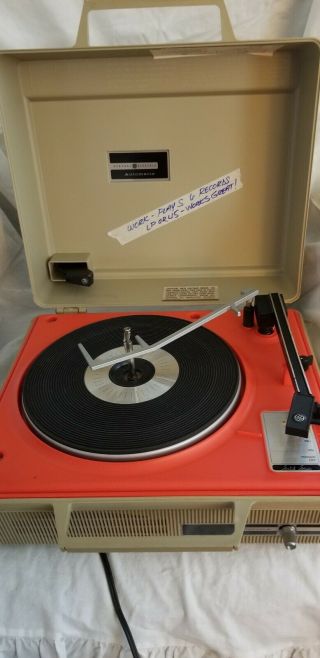 Vintage Ge Orange Portable Record Player V638 V639 Swingmate Auto Changer