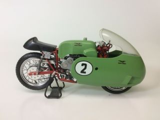Vintage Protar 1/9 1957 Moto Guzzi 500cc V - 8 (kit No.  105) - Assembled