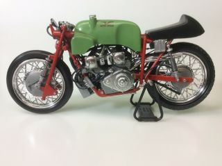 Vintage Protar 1/9 1957 Moto Guzzi 500cc V - 8 (Kit no.  105) - Assembled 2