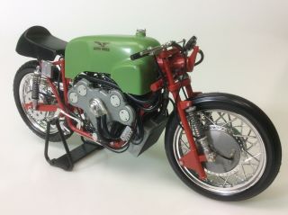 Vintage Protar 1/9 1957 Moto Guzzi 500cc V - 8 (Kit no.  105) - Assembled 4