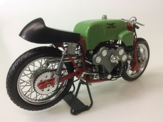 Vintage Protar 1/9 1957 Moto Guzzi 500cc V - 8 (Kit no.  105) - Assembled 5
