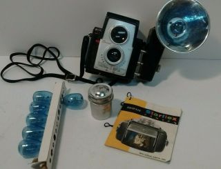 Vintage 1957 - 64 Kodak Brownie Starflex Camera W/original Instruction Flash Bulbs