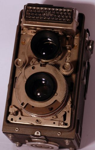 Vintage TLR Rollei Magic II 1 Camera/Body - For Parts/Repairs 5