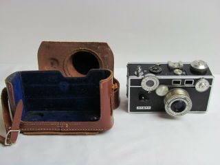 Vintage Argus C3 " The Brick " Rangefinder 35mm Film Camera With Case.