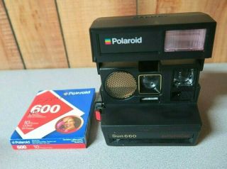Vintage Polaroid Sun 660 Autofocus Instant Camera With 10 Count 600 Film