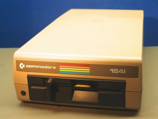 Vintage Commodore 1541 Single Floppy Disk Drive Box Cords